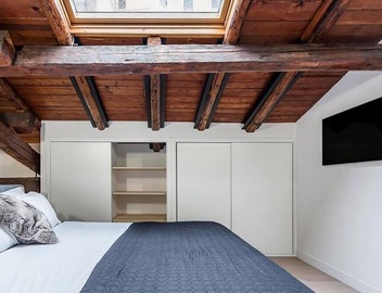 Ponte Milvio Luxury House offers 5 STAR spaces, furnishings, services and comfort. 4