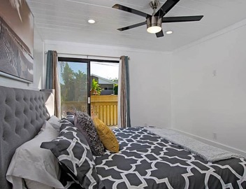 Amber Back · Stunning Beach Townhouse, newly remodeled 2