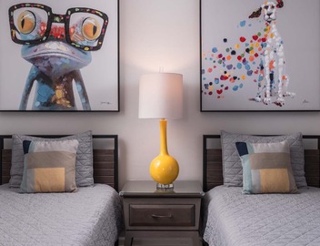 Apt 7: Cozy Contemporary Family Beach Apartment 2