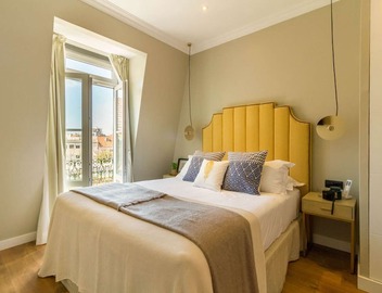 Bairro Alto Suites - Double Room with Private Ensuite Bathroom 2