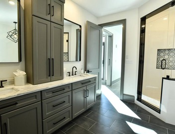 Luxury Modern Condo: Steps from French Quarter, Superdome, and CBD Nightlife 4