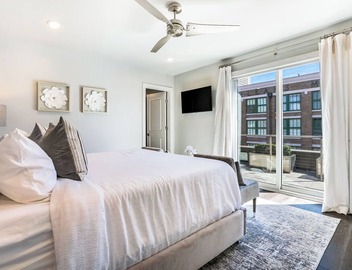 Corner Penthouse+Large Private Terrace+Sleeper Sofa 5