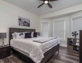 Sleep 10 in 4BR 2BA near LA Convention Center DTLA 4