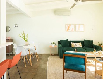 The Wesley by AvantStay | Communal Pool + Hot Tub + Kitchenette | Walk to Dining 4