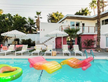 The Wesley by AvantStay | Communal Pool + Hot Tub + Kitchenette | Walk to Dining 3