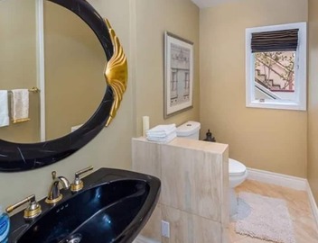 Luxurious 3-Bedroom Westwood Gem 5