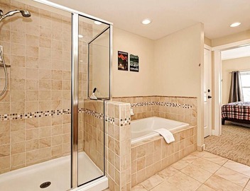 The Base Camp - Lux 2bd/2ba Base Camp One Condo w/views of the slope 4