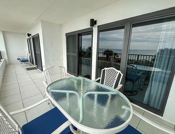 "Breakers East 205"~Spacious 2BR/2BA Gulf Front Condo Beach setup included 3