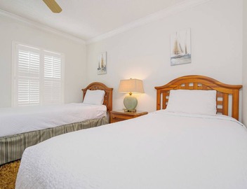 WEEKLY SPECIALS! Phoenix VIII 3BR Condo on the BEACH! 2