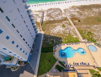 WEEKLY SPECIALS! Phoenix VIII 3BR Condo on the BEACH! 5