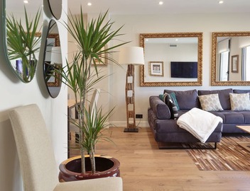 AMAZING BOUTIQUE APARTMENT. HIGH STANDARD DESIGN VERY CENTRALY LOCATED! 5