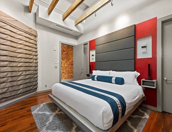 Heated Pool, Hot Tubs, & Style Near French Qtr - Great for Families & Groups 4