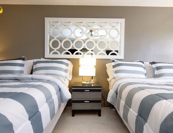 Family Friendly Modern Beachfront Apartment - 519 5