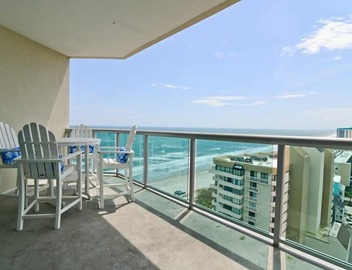 Penthouse Stunning Ocean Views Lazy River Indoor Pool 4