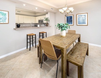 Penthouse-Directly ON Water-Huge Roof Top Patio-Private Hot Tub-Gorgeous Views! 2
