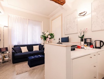 Rome city center Campo de' Fiori Luxury Home great reviews free wifi 2