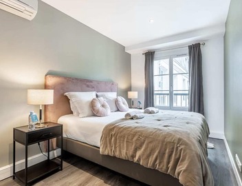 Sweett | Monsigny III 2