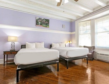 Stylish Studio | Close to NOLA Hotspots 2