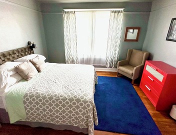 Mid City 2 BR in Beautiful Arts and Crafts House 2
