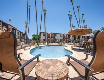 235 Fully Furnished 1BR Suite-Outdoor Pool! 4