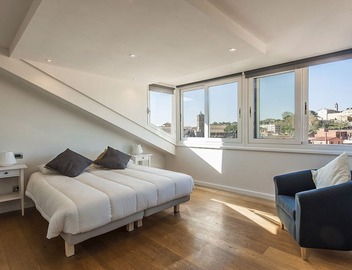 Incredible terrace and wonderful view. Large apartment just renewe 3