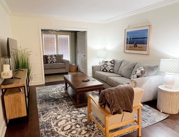 Best Location NO STEPS All Ground Level Gated Condo Pool Just Remodeled Quiet 2