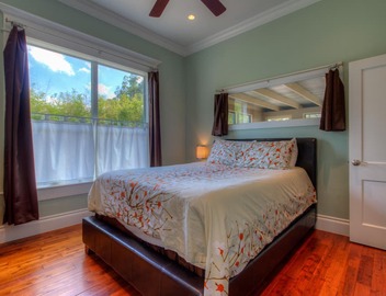 Luxe Spa Gem of East Austin! Walk Downtown, Rainey St & E. 6th St. 2