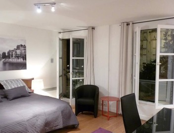 Le Notre Dame : Breathtaking Seine & Notre Dame Views, Paris Centre 4