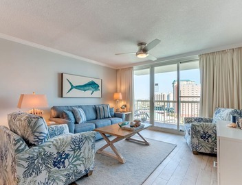Gulf Views-Dolphin Sightings! Destin Beachfront Property-2BR/2BA condo sleeps 6 5