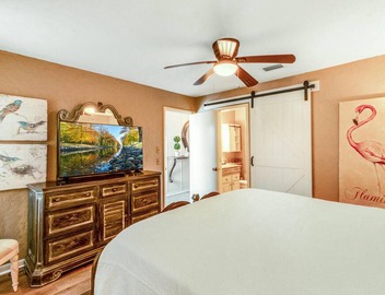 Oceanfront, 1st Floor (Lower), Fully-Updated, Luxurious 3-BR, 3-Bath Condominium 5