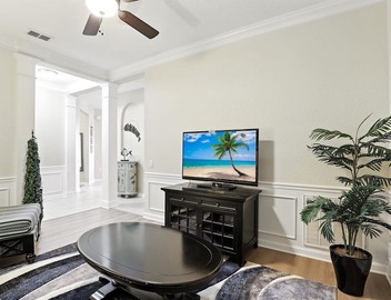 A place the whole family will enjoy with a lovely view to the Big Lake Cay! 2
