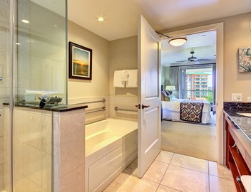 HOKULANI 436-CORNER UNIT 2BD/2BA w/OCEAN & MOUNTAIN VIEWS,505SQFT LANAI BALCONY 4