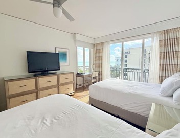 1 Bdrm Ocean view Res. Suite w balcony, located at The Ritz, in Key Biscayne 2