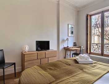 Charming and quiet 2 BD 2 BTH near Notre Dame, insurance included 4