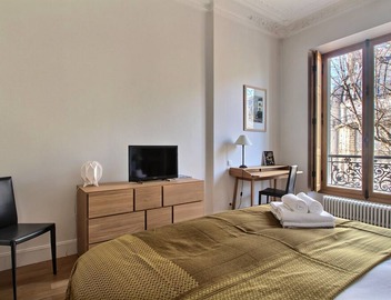 Charming and quiet 2 BD 2 BTH near Notre Dame, insurance included 2