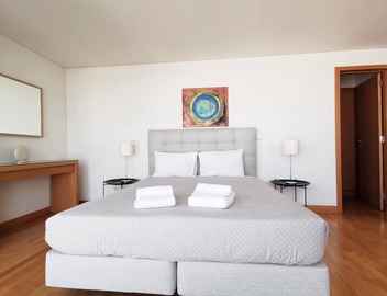 High Floor Apartment in Tower with Panoramic Balcony Over Rio EXPO09 5
