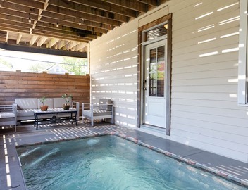 Porch House W/Swim Spa/Pool &3 Big Screens To Enjoy 5
