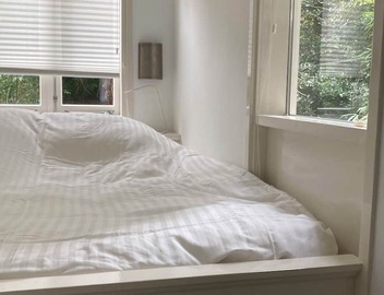 Cozy and Stylish Apt with garden in city center. 3