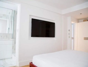 Quai ST MICHEL · LUXURY DESIGN PANORAMIC VIEW ST MICHEL-NOTRE DAME 4