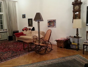 Kudamm Close Modernized High Ceiling quiet but central 3
