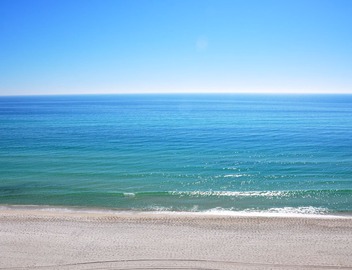 HERE'S THE ONE! FIVE STAR RATINGS! CLEAN, BEACHFRONT LUXURY WITH VIEWS GALORE! 5
