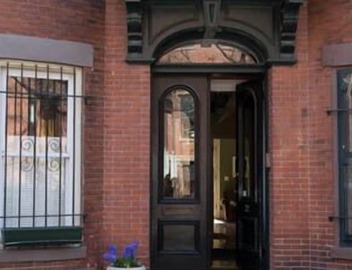 Chic South End Studio With Patio 5