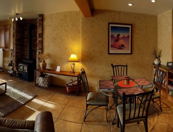 Tyra - True Ski In Ski Out, 732 sq ft with Spectacular Views. Stroll to town. 5