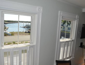 Harbor Front Cottage in the Heart of the Padanaram Village 3