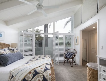 Steps to the Beach, Park, Shops & Restaurants At 18th St DEL MAR BEACH COLONY 4