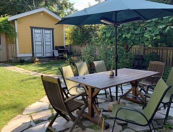 Mountain view; central in lovely area, 1 bedroom + sofa bed (in living area) 4