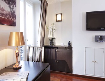 Prestigious Elegance Marais Apartment, AIR CONDITIONING, 3