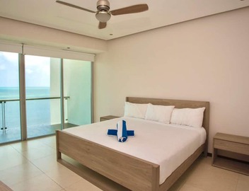 Ocean view 3 bedroom condo! Infinity pool 3