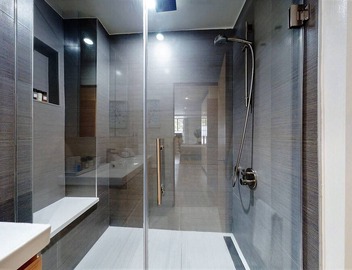 Centrally Located Modern Luxury, Walking Distance to UCLA, Westwood 5