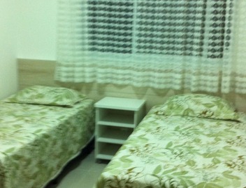 Apartment with gourmet balcony, 150m from the beach, 3 bedrooms with air conditioning, swimming pool and barbecue. 4